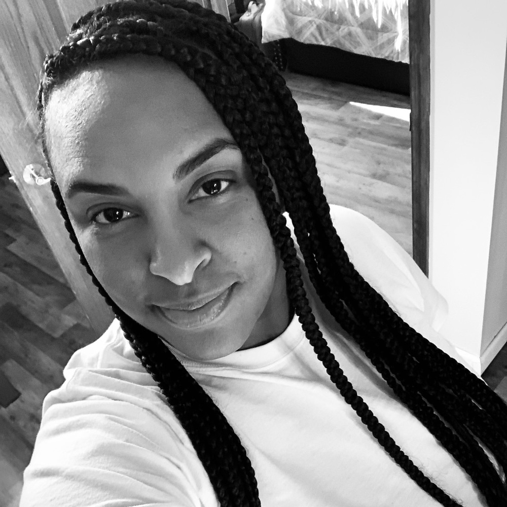 Meet your Posher, Tiffany